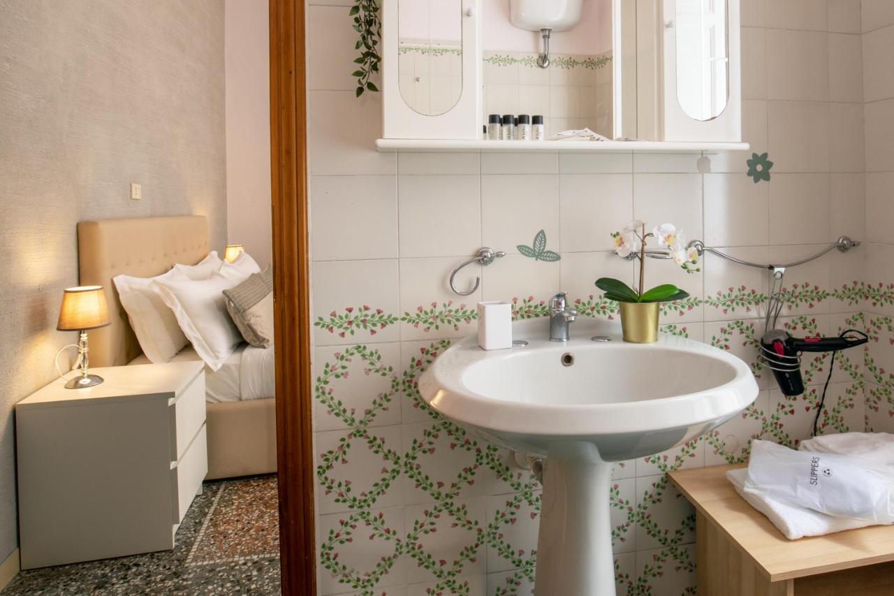Baldassini Suites โรม ภายนอก รูปภาพ