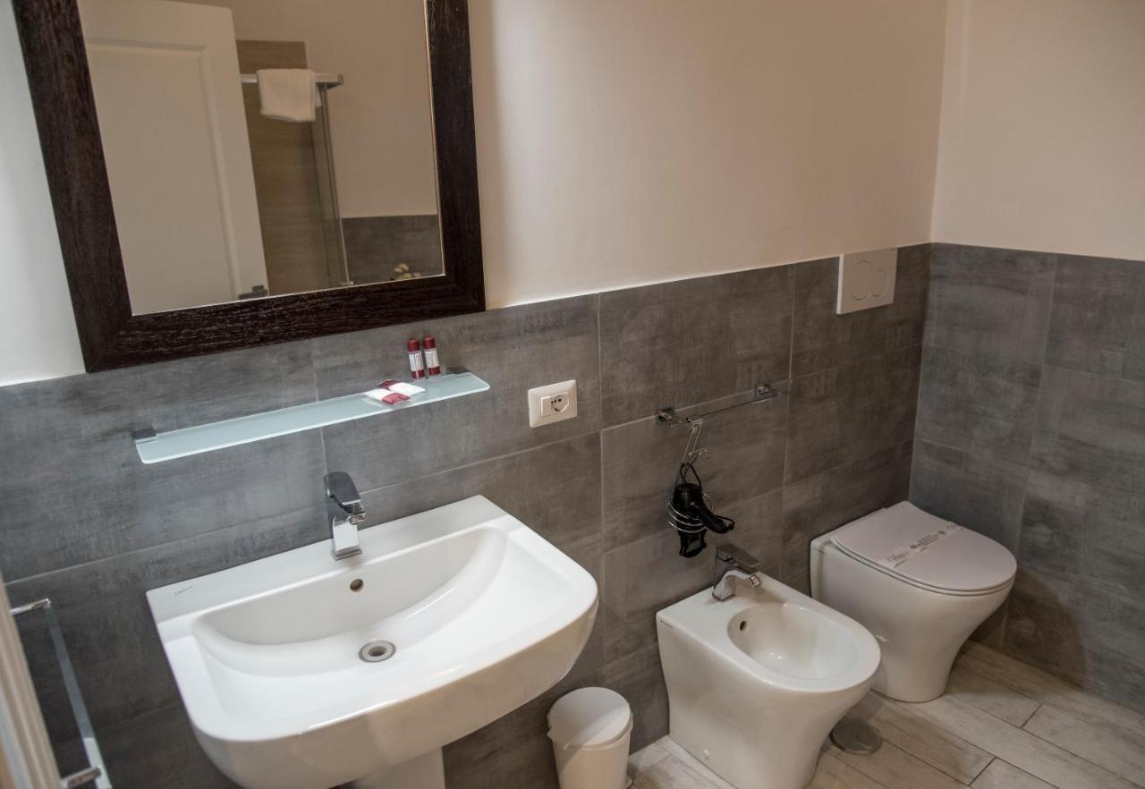 Baldassini Suites โรม ภายนอก รูปภาพ